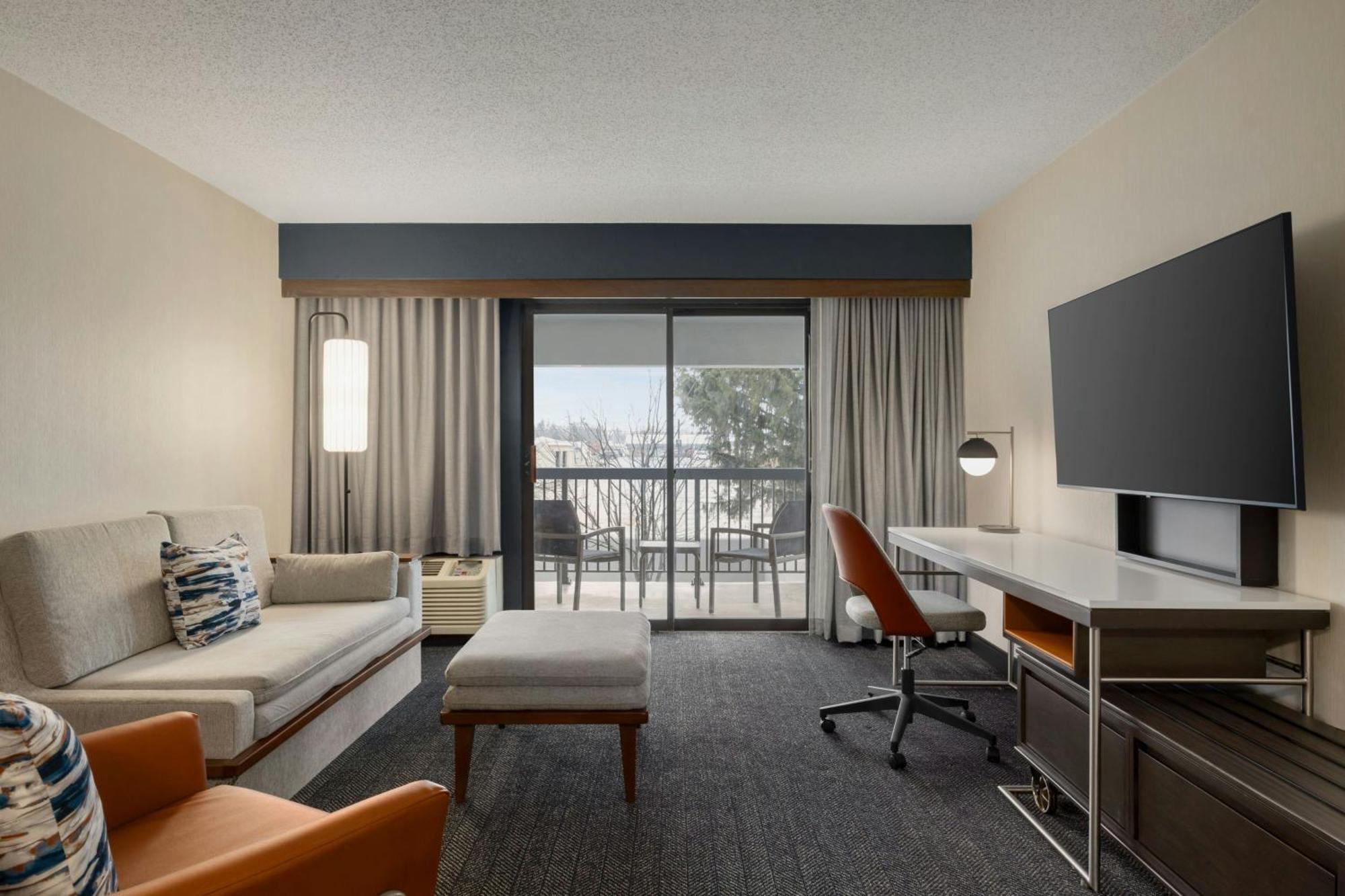 Courtyard By Marriott Kokomo Exterior foto